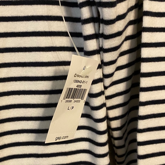 NWT Gap Striped Top - Large Petite - Picture 3 of 3